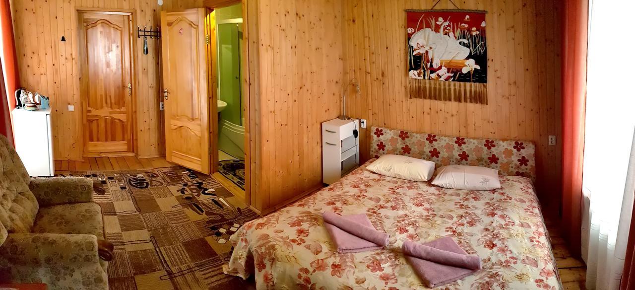 Hotel Perlyna Podillyа Sataniv Esterno foto